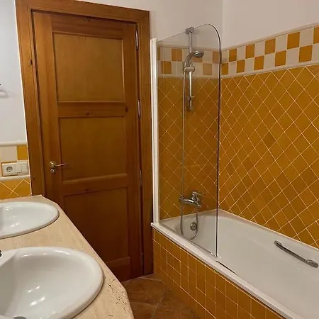 Adosada Con Piscina En